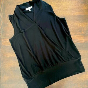 Chaus New York Sleeveless Black Size large Top with draped front